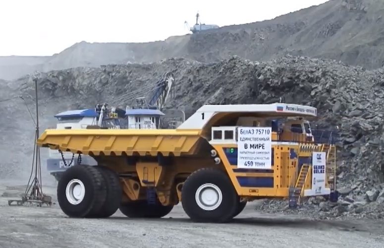 Самый большой карьерный самосвал в мире