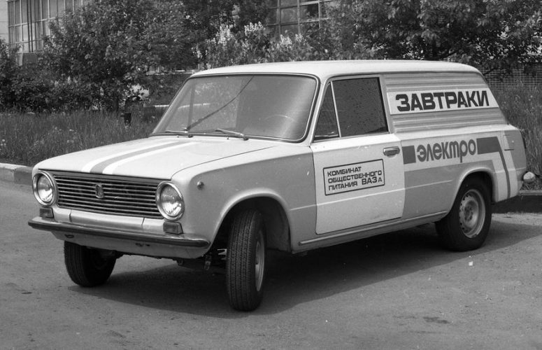 Советский электромобиль ВАЗ-2801
